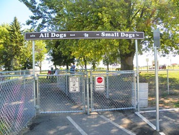 dog_park-gates